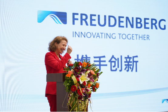 1_1_1_“防水层新生产模式治理建筑渗漏顽症”防水革新研讨会在南宁举行(终稿)(1)2209.png