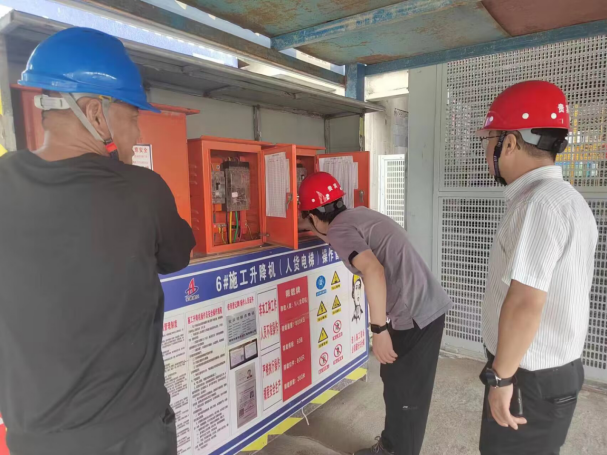 香蕉人妻AV久久久久天天