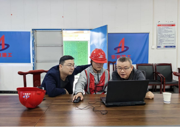 香蕉人妻AV久久久久天天